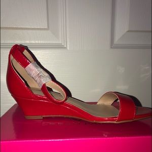red wedges